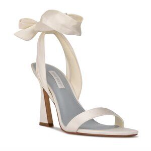 New, Nine West Kelsie Ankle Wrap Heeled Sandals in Size 7M